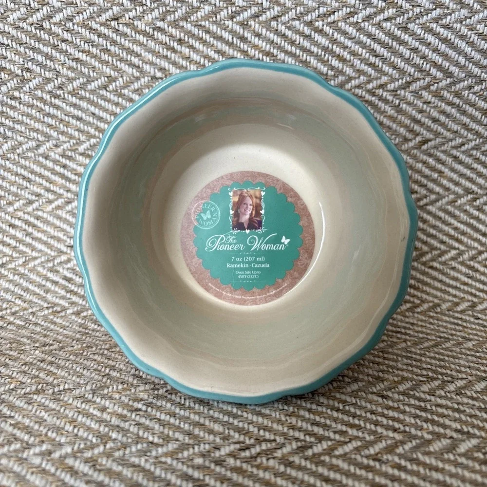 The Pioneer Woman 7 oz Ramekin Floral Print Flea Market Scalloped